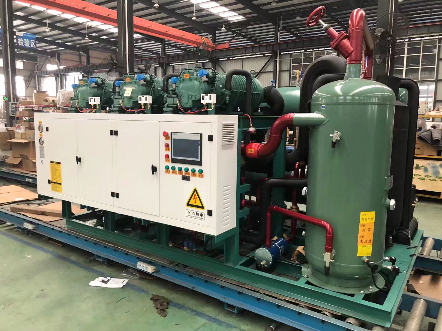 HSN低温螺杆并联机组工厂原图 (4)